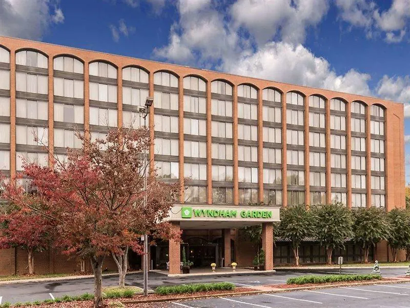 Days Hotel Williamsburg Busch Gardens Area 2*,