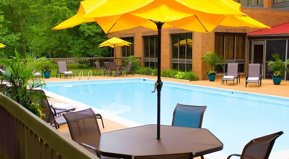 Days Hotel Williamsburg Busch Gardens Area